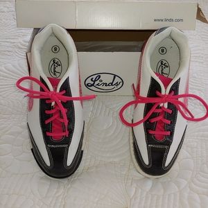 Linds Right Handed Bowling Shoes Size 8